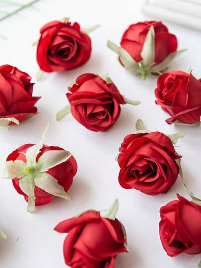 10/30PCS仿真玫瑰花头及花蕾婚礼装饰新娘手腕花手捧花头花材料DIY情人节礼物结婚喜糖盒蛋糕生日派对装饰材料花冠材料家居情人节礼物新年装饰材料