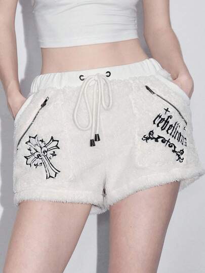 Goth Short en peluche avec croix gothique brodée style Y2K, pour Halloween