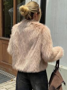 Livesso 女士休闲仿毛领短外套，秋季女式外套 - 卡其色 - 查看 2