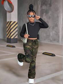 SHEIN Tween Girls Y2K Tree Branch Printed Flared Jeans With Pleats And Flap Pocket Stacked Jeans, Camo Cargo Pants, Teen Girl Camo Pants, Camouflage Jeans, Girls Camo Pants - Army Green - View 4