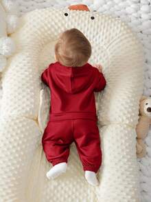 SHEIN 2pcs/Set Newborn Baby Boy Girl Cute Cartoon Print Long Sleeve Burgundy Sweatshirt & Elastic Waist Pants Outfit,Autumn Family Matching Toddler Clothes - Red - View 2