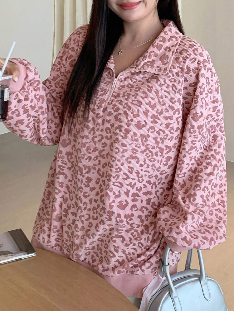 Dazy Plus Plus Size Women Zip-Up Leopard Print Loose Fit Pullover Sweatshirt, Street Style Fall/Winter
