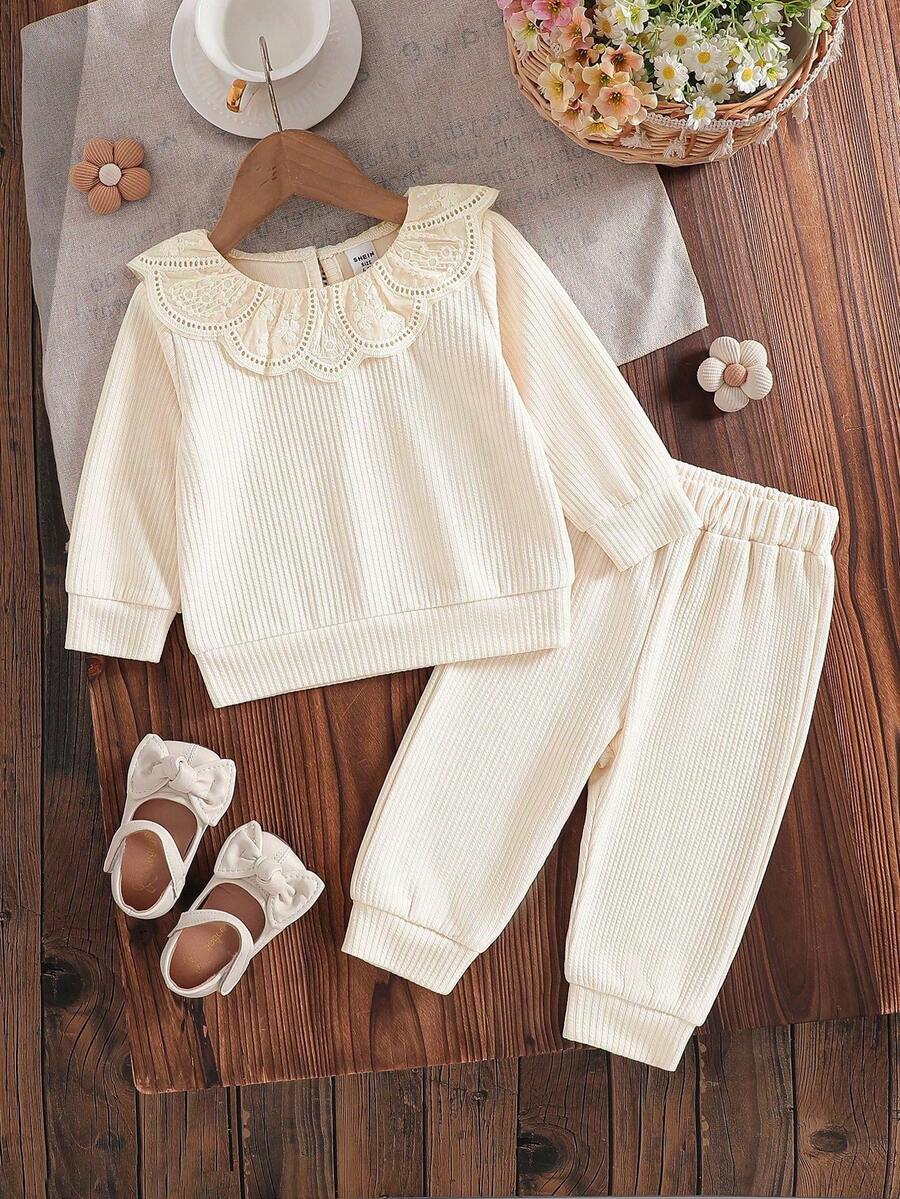 SHEIN Vintaside Kids 2 件套女婴服装，简约设计，别致衣领，春季，5-12 个月 - 卡其色 - 查看 1