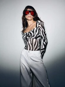 Lumivelle Sexy Zebra Print Bodysuit With Double-Layer Bust Pleats And Metal Buckle Decor - Black and White - View 4