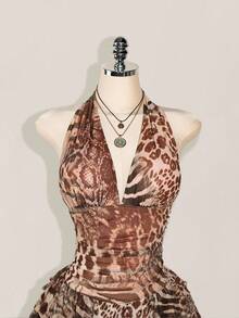 SHEIN ICON Vestido de malla con cuello halter, cintura fruncida y estampado de leopardo en talla grande - Multicolor - Ver 3