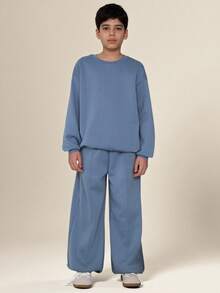 SHEIN 两件套春季时尚女童柔软抓绒复古品质圆领蓝色套头卫衣和灯芯绒裤套装，适合秋冬季节，保暖，户外，街头风，休闲，居家，旅行，时尚秋季，万圣节，圣诞节