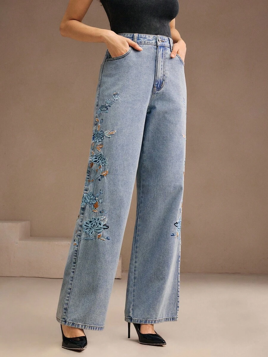 Anewsta Quần Jeans Denim Túi Xiên Thêu Hoa Thường Ngày Cho Nữ - Màu xanh nhạt - Xem 1