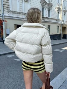 Muvela 女士高领长袖棉质外套，带口袋，下摆抽绳，保暖舒适，法式优雅，适合日常穿着、教师节、情人节、圣诞节、万圣节、居家、下午茶、派对、冬季、旅行、机场等场合，是一款百搭的冬季单品。 - 卡其色 - 查看 8