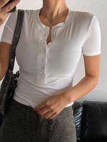 DAZY 女式圆领前开短袖修身T恤 Y2k