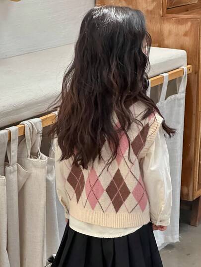 DAZY Young Girls V-Neck Sweater Vest, Autumn/Winter