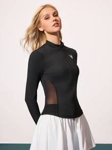 CourtClass CourtClass Chaqueta deportiva casual de yoga y tenis para mujer con ajuste ceñido, parches de malla con cremallera doble, eslogan personalizado, agujero para el pulgar, cordón y cuello alto, adecuada para todas las estaciones - Negro - Ver 4