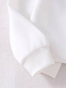 Sparklyn 两件套女童时尚粉色蝴蝶结印花白色圆领长袖上衣搭配粉色蝴蝶结装饰粉色裤子，甜美清爽风格，适合春秋冬季穿着。 - 白色 - 查看 5