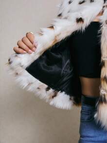 Poéselle Women's Fashionable Leopard Print Faux Fur Coat, Autumn/Winter, Fur Jacket, Leopard Print Coat, Animal Print Coat, Faux Fur Jacket, Snow Leopard Coat - Black and White - View 9