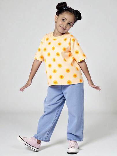 SHEIN 1pc Girls Cute Sunflower Print Round Neck Short Sleeve T-Shirt, Ideal For Summer And Outdoor Play