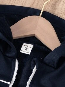 SHEIN Playful Pals 2 件套年轻男孩连帽卫衣和裤子套装，秋冬新款，黑色连帽衫搭配白色撞色条纹，黑色裤子，舒适休闲装，适合日常穿着，适合家庭/兄弟姐妹穿着 - 藏蓝色 - 查看 6