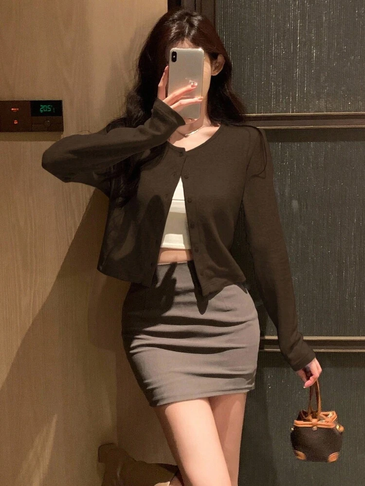 Women's Solid Color Round Neck Casual Front Button T-Shirt,Fall Clothes Preppy Tops Long Sleeve Women Tops