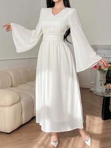 DAZY Váy dài vừa phải, tay loe, cổ chữ V màu trơn, nhún eo thanh lịch dành cho nữ - trắng - Xem 1