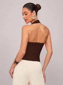 Silquee 性感纯色露背挂脖上衣，夏季 - 咖啡棕 - 查看 2