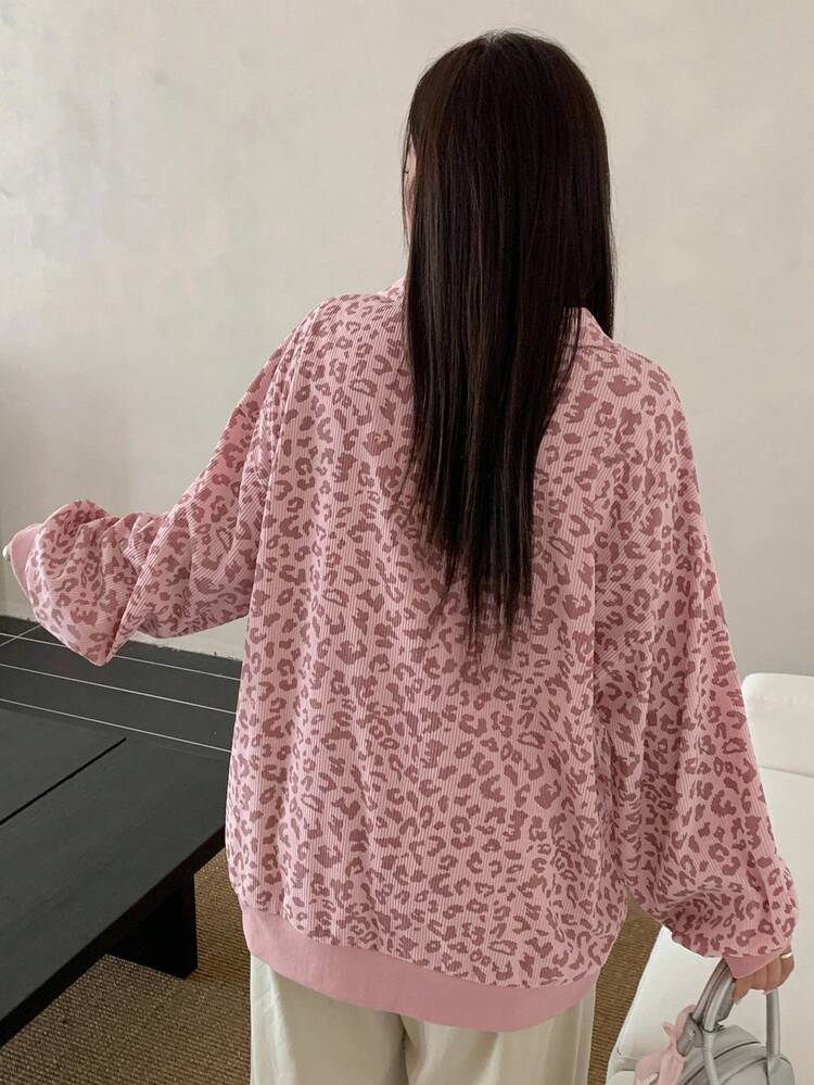 Dazy Plus Plus Size Women Zip-Up Leopard Print Loose Fit Pullover Sweatshirt, Street Style Fall/Winter