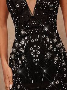 Lumalex Đầm đuôi cá cổ yếm đính sequin mùa thu đông thanh lịch, trang phục đen sang trọng, không thể thiếu cho các bữa tiệc, sự quyến rũ, sang trọng, phong cách mới, dành cho phụ nữ, dạ hội, tiệc tùng, tiệc chiêu đãi, kín đáo, sang trọng, lấp lánh, tiệc tùng ngày lễ, lễ hội, dã ngoại, kỳ nghỉ, ngoài trời, nhiều lớp, mùa cưới, tiệc tùng, ID Al-Adha, tiệc Al-Adha, năm mới, đầm sequin đen, đầm đen lấp lánh, đầm dạ hội, đầm quyến rũ, đầm dự tiệc thắt cà vạt đen, đầm Vegas, trang trí ngọc trai. - màu đen - Xem 8