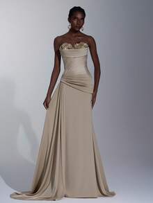 Elitara 优雅缎面无肩带花卉贴花腰部褶皱侧垂褶美人鱼式可调节系带连衣裙，适合约会、度假、单身派对、节日、婚礼、正式活动、情人节等场合。 - 香檳色 - 查看 2