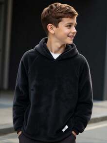 SHEIN 男童休闲日常舒适抓绒贴花卫衣，宽松套头衫，适合生日派对、晚宴、演出、婚礼、洗礼、开幕式等场合，日常穿着舒适，适合上学、旅行、运动，适合秋冬季节。带耳朵装饰，可爱秋季款。 - 黑色 - 查看 6