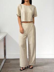 SHEIN PETITE Bộ 2 món/Bộ đồ nữ màu trơn xếp ly áo sơ mi và quần âu thường ngày, trang phục công sở thường ngày cho nữ, trang phục công sở cho nữ, trang phục giáo viên cho nữ, bộ đồ mặc nhà 2 món cho nữ, bộ đồ hai mảnh thường ngày - Màu be - Xem 4