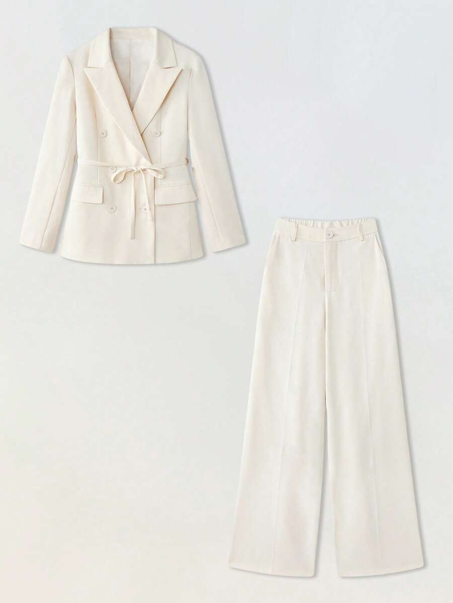 Maija Ensemble tailleur femme à double boutonnage, veste à col cranté et pantalon, couleur unie. Tenue élégante pour femme, costume femme, blazer femme. Tenue décontractée chic pour le bureau, les loisirs et le travail. Idéal pour les femmes, les enseignantes et les professionnelles. - Nude - Voir 1