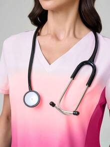 TaskEZ Conjunto de uniforme de scrubs con top de manga corta en degradado y pantalones de unicolor - Rosa - Ver 3