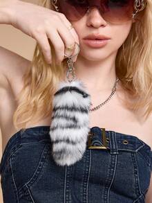 ROMWE J-Fashion 1 Y2k 复古甜美酷炫个性时尚可爱高品质多色毛绒仿真渐变横款豹纹狐狸毛茸茸动物迷你尾巴 DIY 钥匙扣配件包包挂件，颜色随机，适合女生女士日常佩戴，节日礼物 - 均碼 - 查看 9