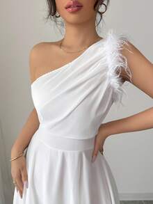 Váy không tay cổ lệch màu trơn kiểu Pháp cổ điển - trắng - Xem 5