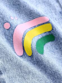 SHEIN Y2K 少女风可爱花卉爱心涂鸦印花蓝色牛仔宽松腰裤，斜腰设计，适合秋季、秋冬季休闲时尚度假穿着。 - 淺色水洗藍 - 查看 4