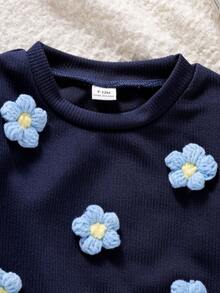 SHEIN Conjunto de 2 piezas de ropa para niñas bebé con top de manga larga a rayas con decoración floral azul cómodo y elegante, combinado con pantalones casuales acampanados azules