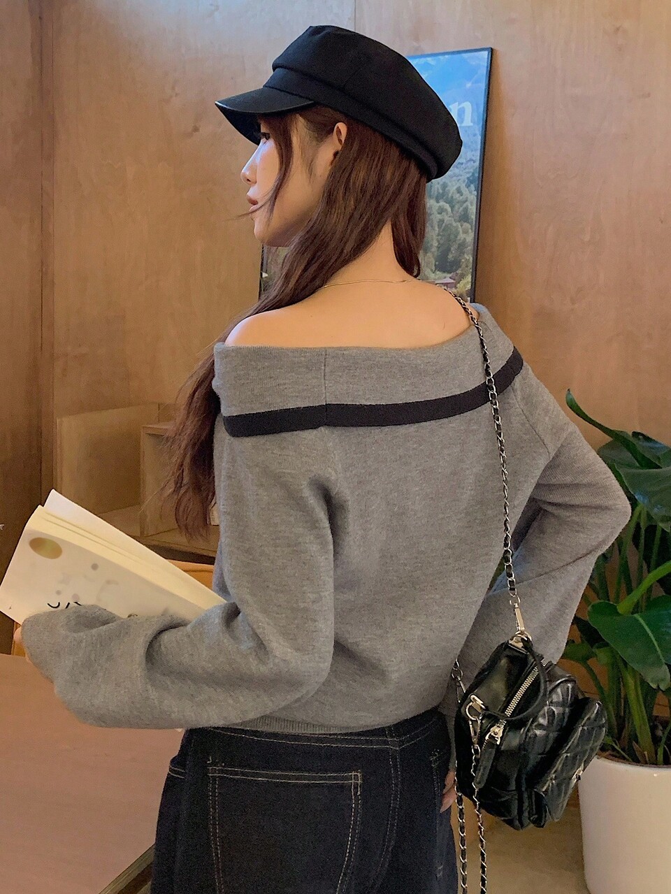 Women's Casual Loose Fit Colorblock Off-Shoulder Pullover Knit Sweater, Fashionable & Minimalist, Suitable For Autumn & Winter Cute Tops