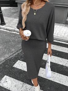 SHEIN LUNE 1 套女式蝙蝠袖圆领 T 恤和紧身中长直筒裙，纹理抓绒面料，休闲通勤优雅装扮，秋冬女式两件套服装两件套女式灰色针织两件套针织两件套裙套装舒适两件套，秋季