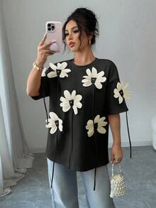 Elenzga Plus Size Women 3D Floral Decor Round Neck Dropped Shoulder Casual T-Shirt - Black - View 1