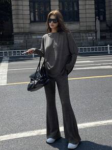 DAZY مجموعة ملابس علوية كنزة فضفاضة بأكمام خفاش وبنطلون واسع 2 قطعة، خريفية - رمادي - مشاهدة 3