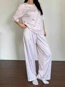 DAZY 可爱狗狗图案全身印花宽松 T 恤和直筒睡裤 2 件套女士睡衣套装 - 白色 - 查看 4