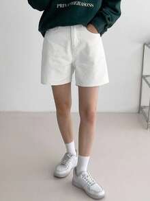 DAZY 高腰斜口袋牛仔短褲