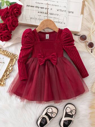 Elegant & söt långärmad klänning för babyflicka