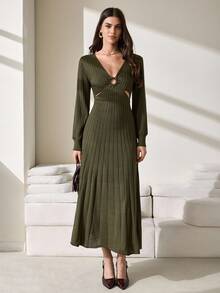 CLARA VERO Casual Deep V Neck Pleated Cut Out Sides Maxi Knitted Dress For Fall Winter Women Outfits - Army Green - View 3