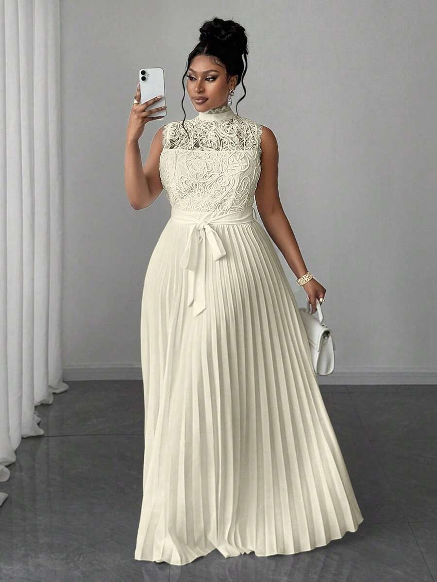 Maweii Plus Size Women Solid Color Sleeveless Lace Pleated Waist Dress - Apricot - View 1