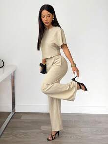 SHEIN PETITE Bộ 2 món/Bộ đồ nữ màu trơn xếp ly áo sơ mi và quần âu thường ngày, trang phục công sở thường ngày cho nữ, trang phục công sở cho nữ, trang phục giáo viên cho nữ, bộ đồ mặc nhà 2 món cho nữ, bộ đồ hai mảnh thường ngày - Màu be - Xem 1