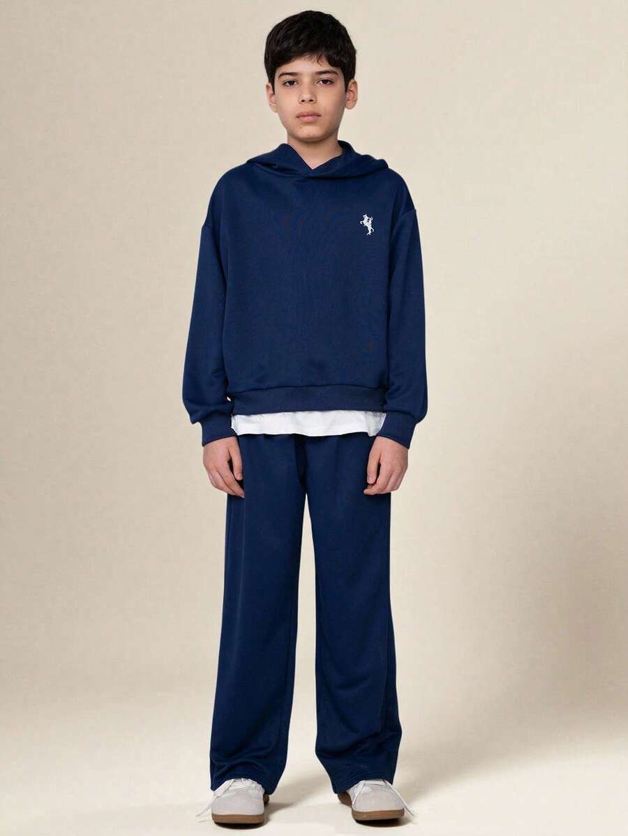 SHEIN Explorewe 2 件套男童街头休闲长袖连帽运动衫和宽松裤子套装，8 岁 - 12 岁 - 藍色 - 查看 1