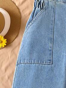 SHEIN 十幾歲女孩的休閒寬腿牛仔褲,有大口袋和褶皺腰帶,適合度假或日常穿著 - 淺色水洗藍 - 查看 4