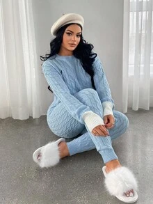 SHEIN SXY 女款休閒學院風水藍色拼接刺繡長袖上衣與內搭褲套裝，秋冬居家旅行毛衣套裝 - 藍白色 - 查看 7