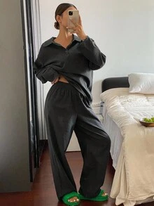 Livesso 极简条纹半扣荷叶边家居服套装，舒适保暖，秋冬睡衣 - 黑色 - 查看 3