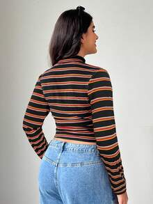 SHEIN EZwear 大码休闲条纹立领短款T恤，秋冬 - 黑色 - 查看 2