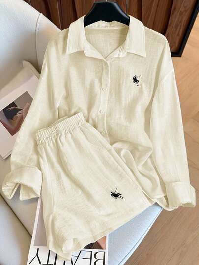 Franclia Plus Size Embroidered Logo Shorts & Solid Color Long Sleeve Shirt 2 Pieces Set