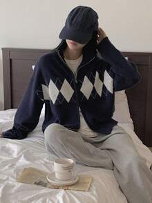 DAZY 撞色复古菱形拉链宽松休闲街头风格针织开衫，适合冬季女士